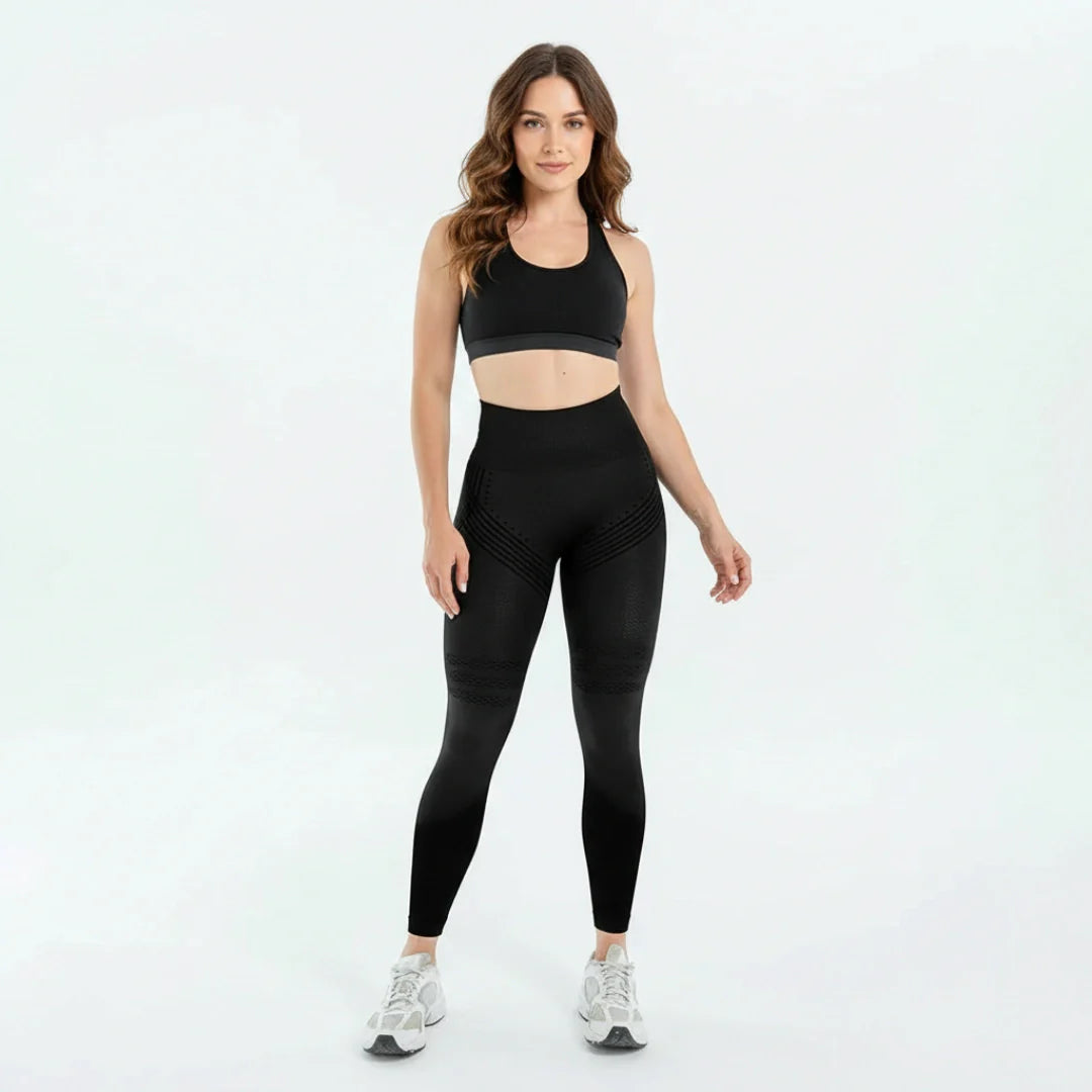 For women who’ve tried it all — sculpt, smooth and feel confident in your natural shape!